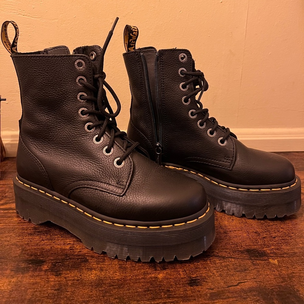 Dr. Martens Jadon lll Boot Pisa Leather Platforms